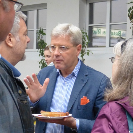 Größeres Bild ansehen