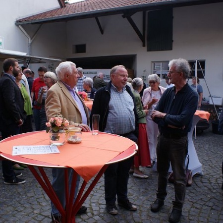 Größeres Bild ansehen